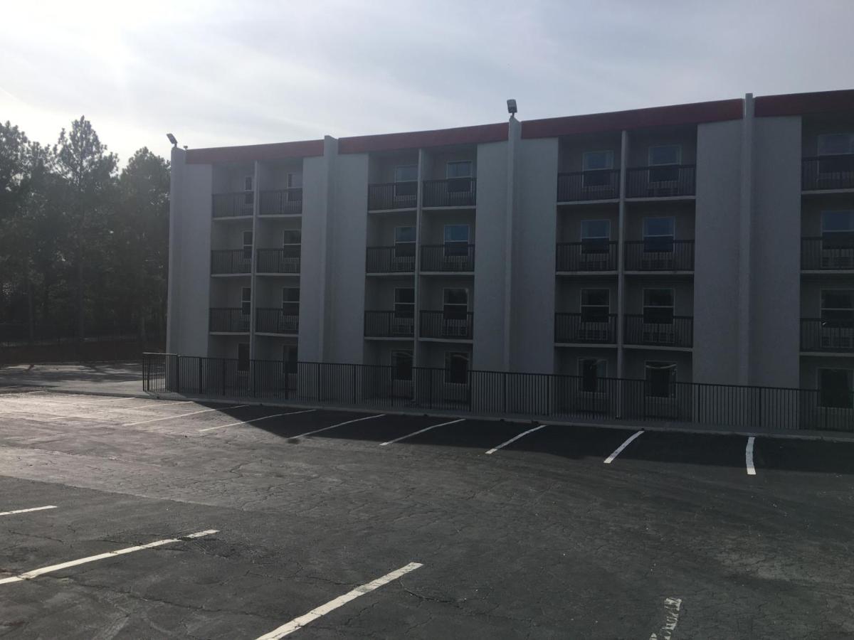 Peachtree Inn & Suites Doraville Eksteriør billede
